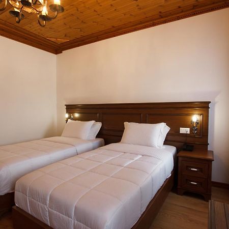 Gjirokastër Rose Garden Hotel מראה חיצוני תמונה