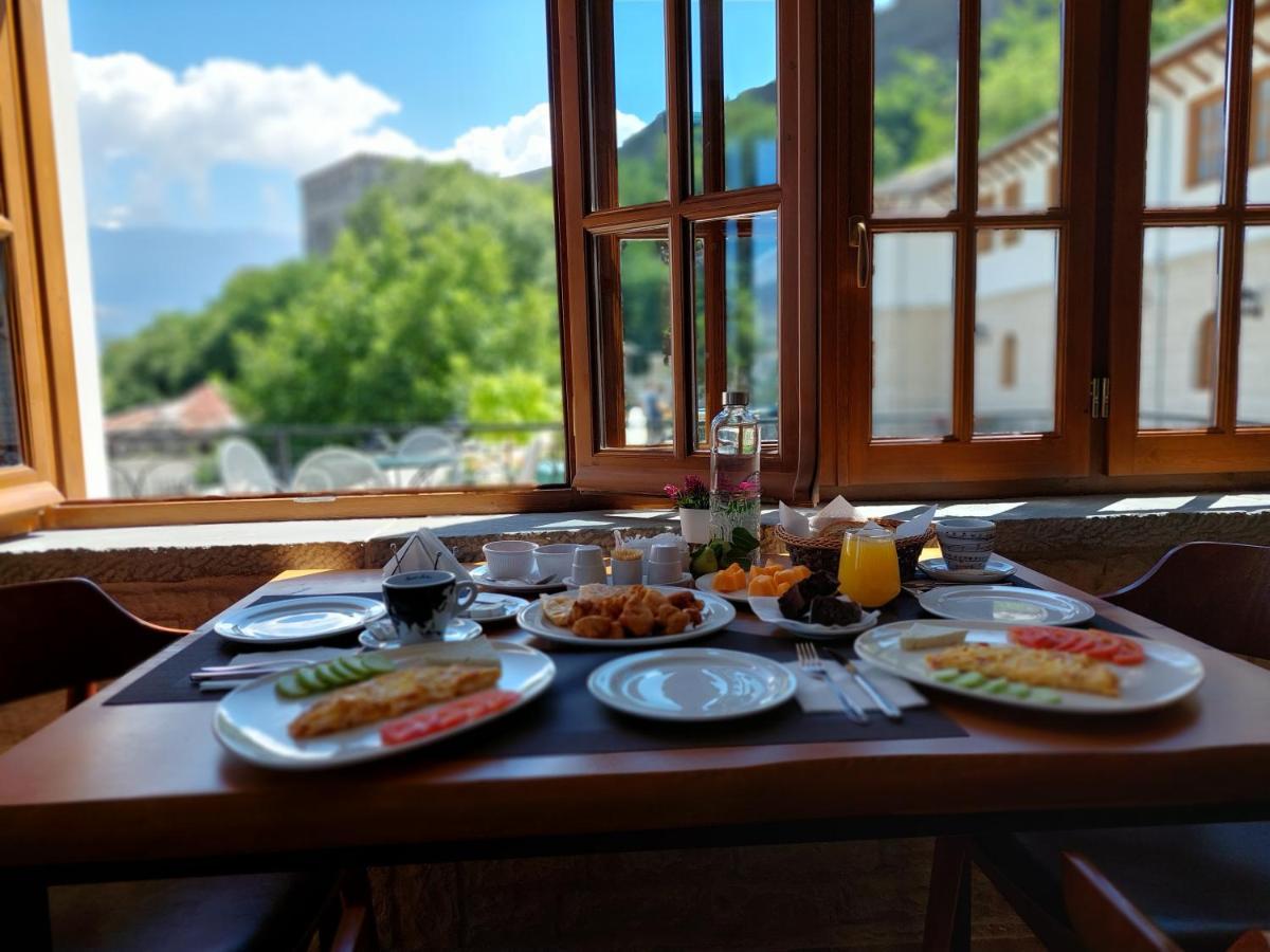Gjirokastër Rose Garden Hotel מראה חיצוני תמונה
