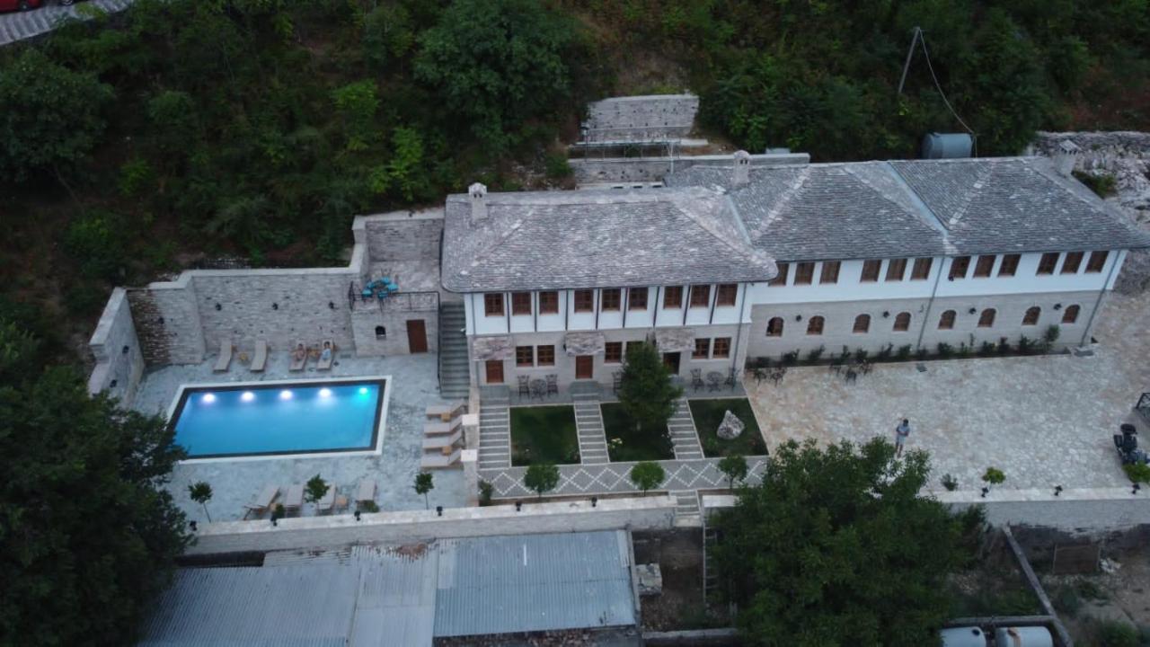 Gjirokastër Rose Garden Hotel מראה חיצוני תמונה