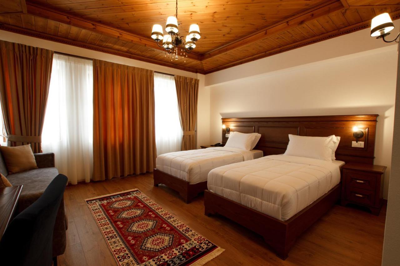 Gjirokastër Rose Garden Hotel מראה חיצוני תמונה